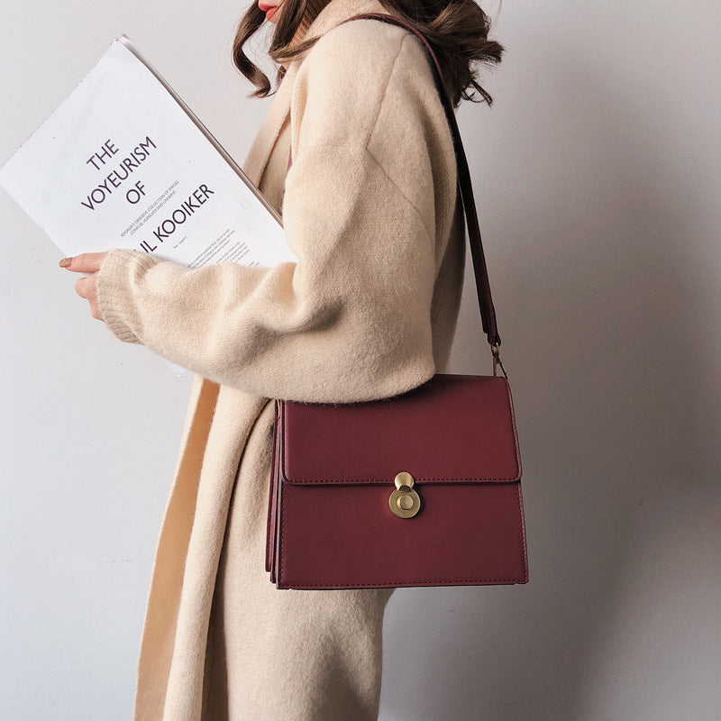 Simple lock small square bag