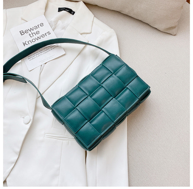 Woven bag niche single shoulder messenger bag female bag