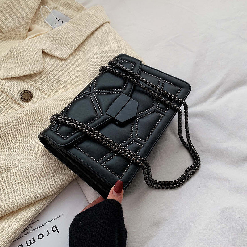 One shoulder messenger small square bag