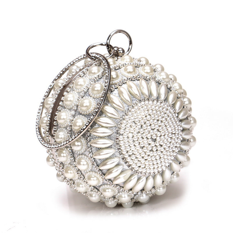 Pochette Sera Elegante con Dettagli Metallici